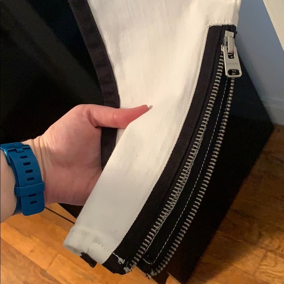 EXPRESS LOW RISE JEANS - Picture 2 of 4